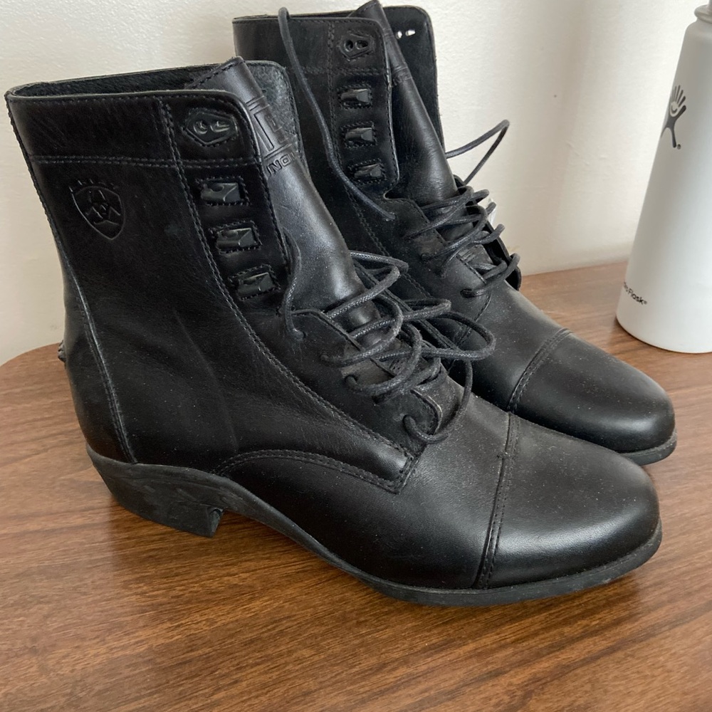 Ariat Black Lace Up Padsock Boots sz8